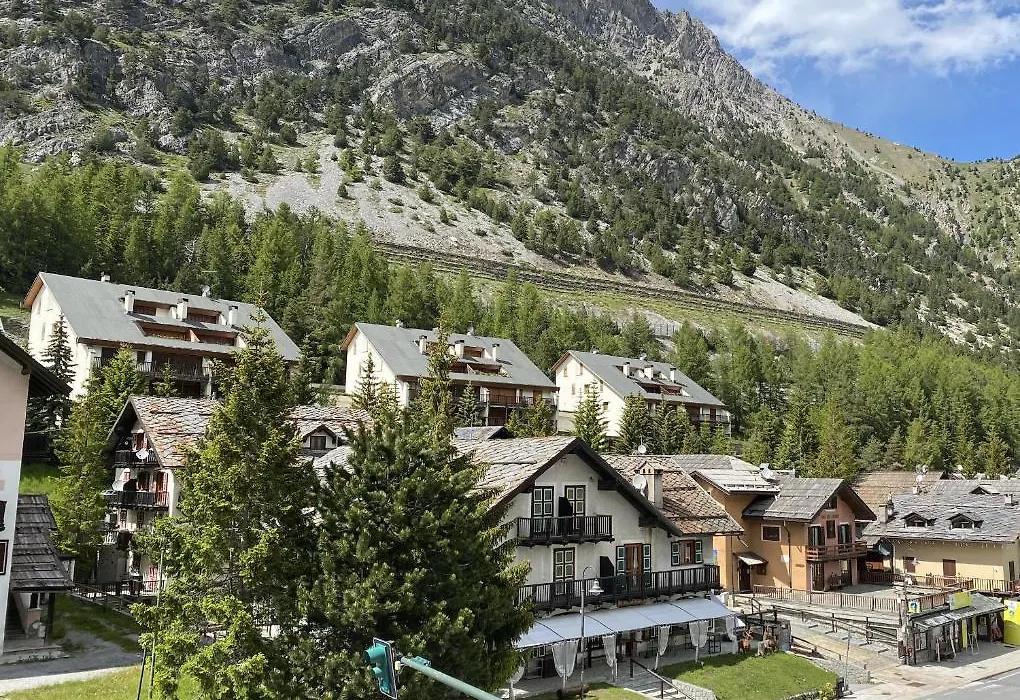 Chalet della Luna QUESTO NON E' UN ALBERGO E' QUELLO CHE CERCAVI-1